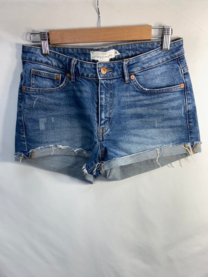 H&amp;M. Basic Shorts S.38