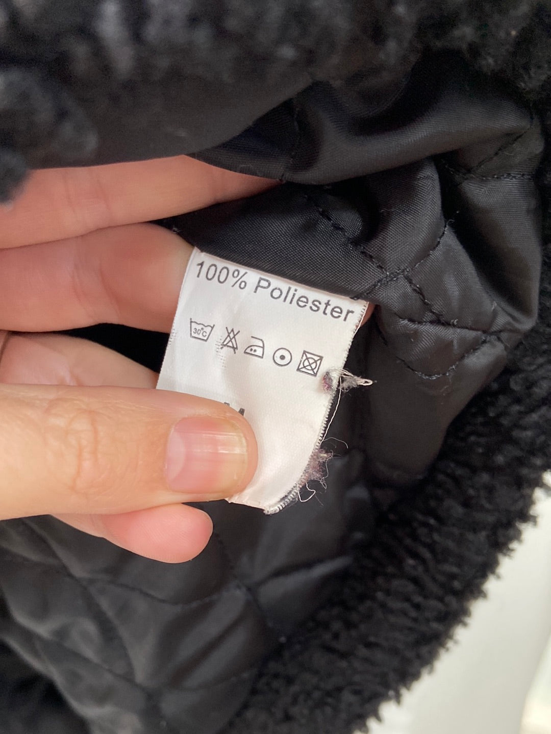 OTRAS.Abrigo negro borrego T.S/M