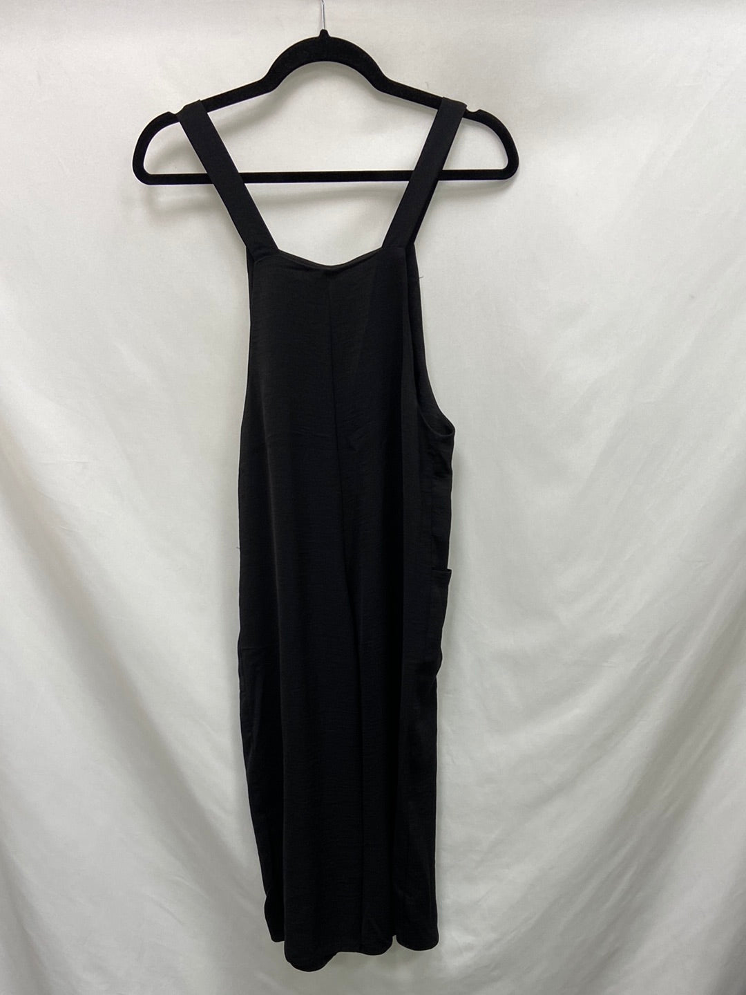 NEW LOOK.Black bib culotte T.32