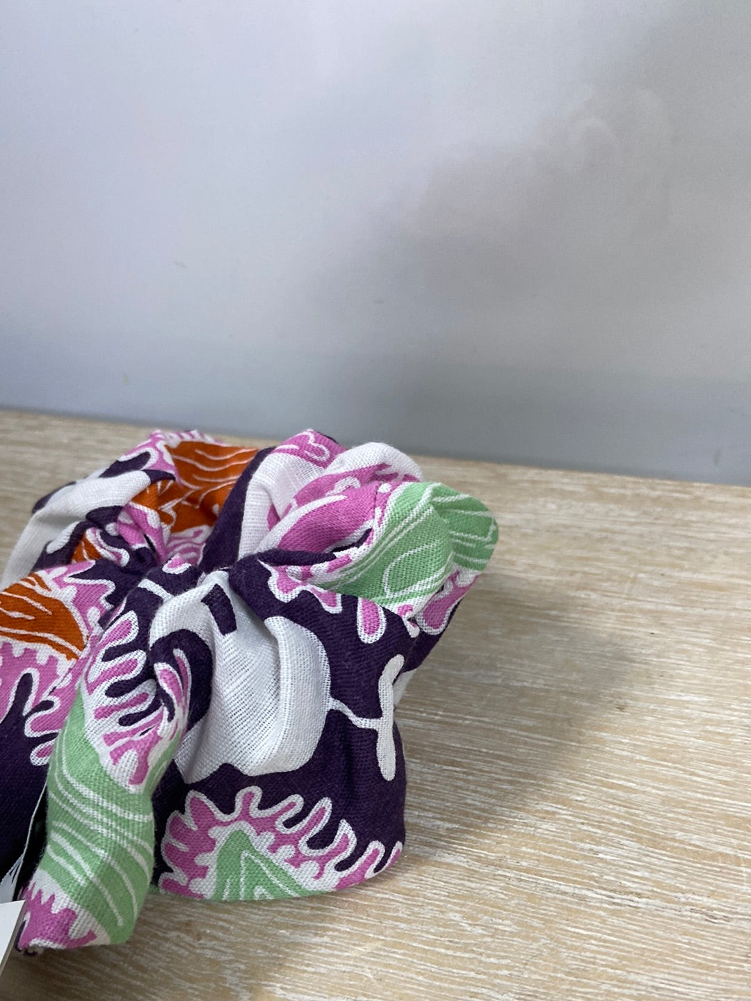 ZARA.Scrunchie estampado