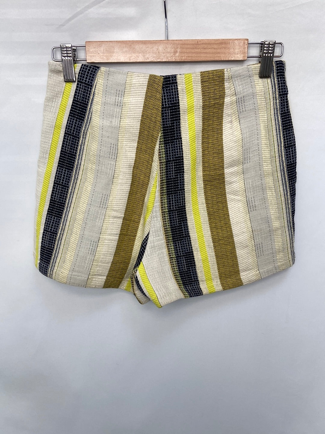 MANGO.Shorts rayas T.s