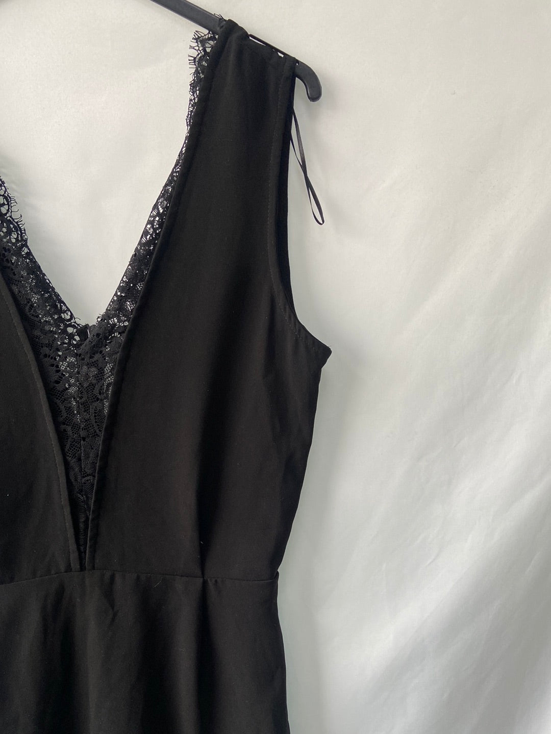 LEFTIES. Black lace trim mini dress Tm