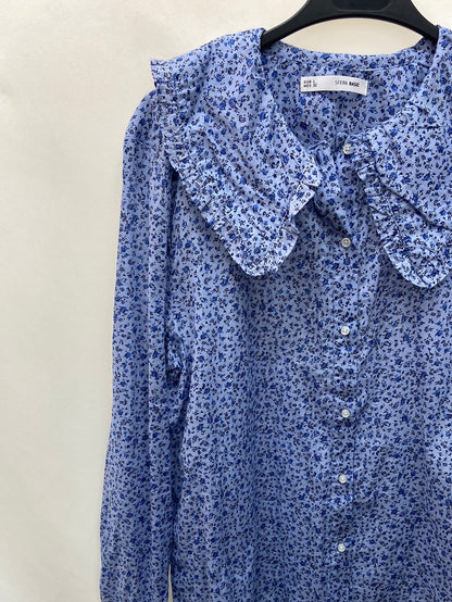 market.SFERA.Blusa azul cuello bebé T.L