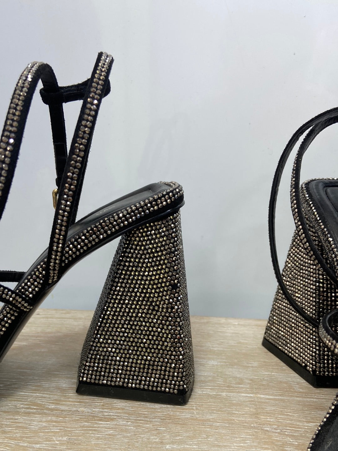 ZARA.Sparkly sandals S.39 (Tara)