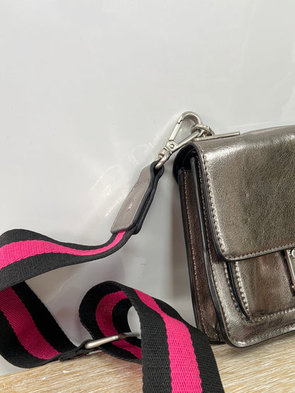 ZARA. Silver bag