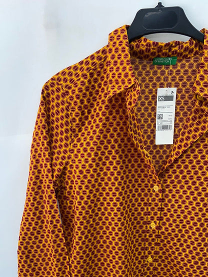 BENETTON. Blusa estampado retro T.xs