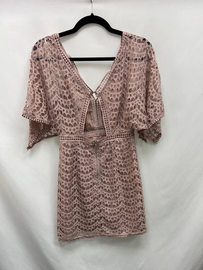FOREVER21. Vestido rosa encaje T.S