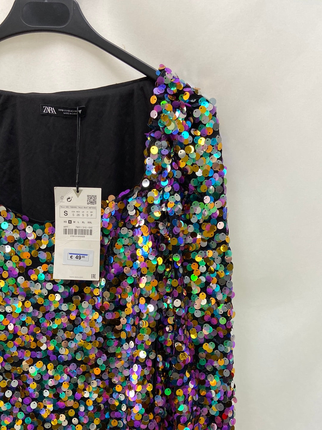 ZARA.Vestido corto lentejuelas T.S