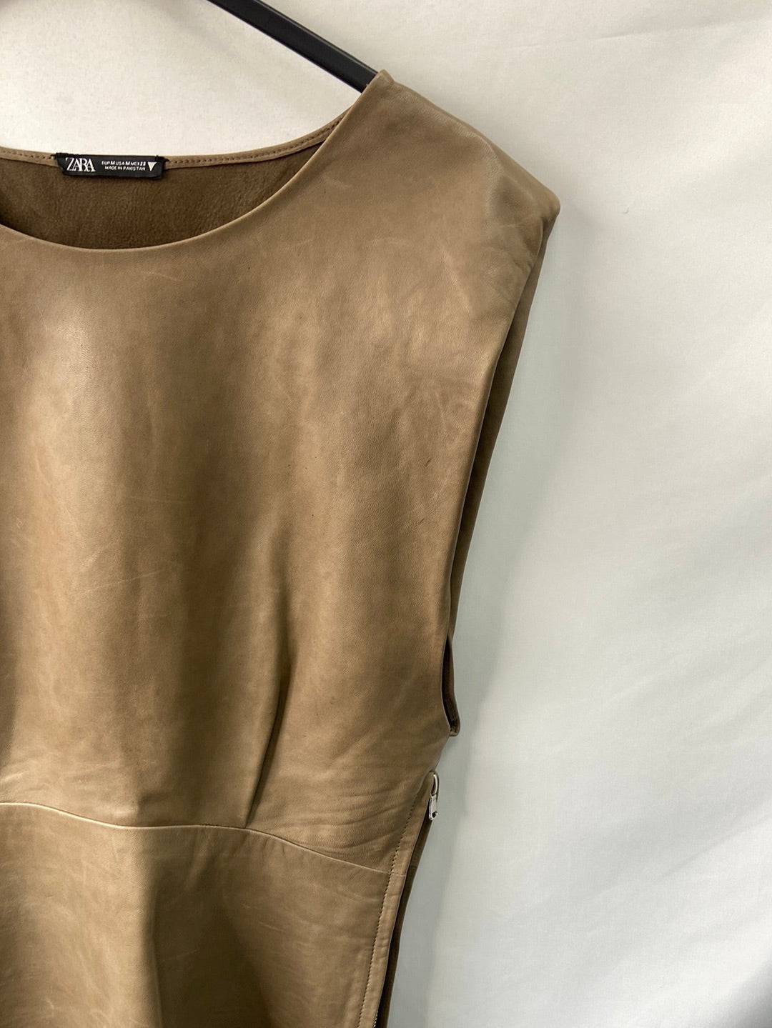 ZARA.Vestido piel T.M