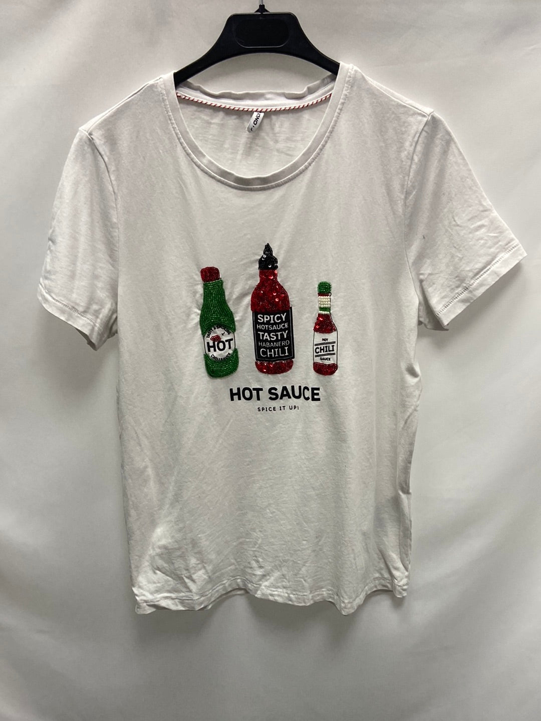 ONLY.Camiseta blanca lentejuelas T.L