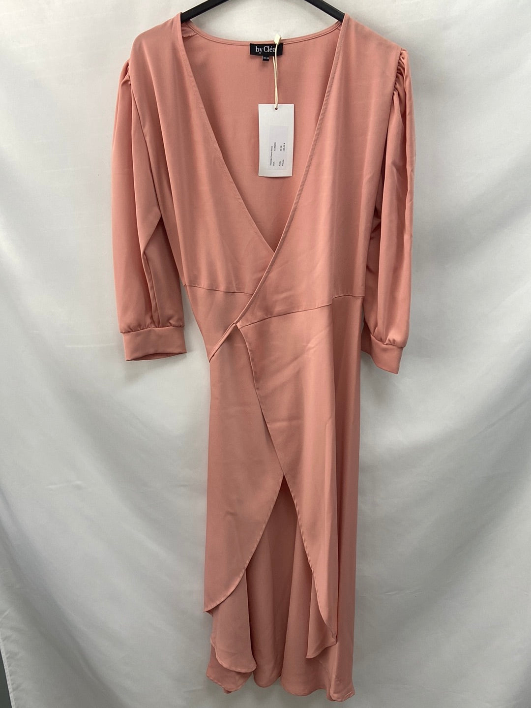 BY CLÉA. Pale pink wrap dress (36/38 and 40/42)