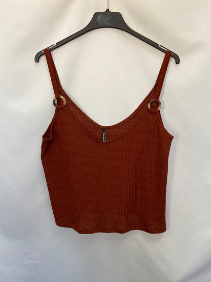 STRADIVARIUS.Top teja canalé T.s