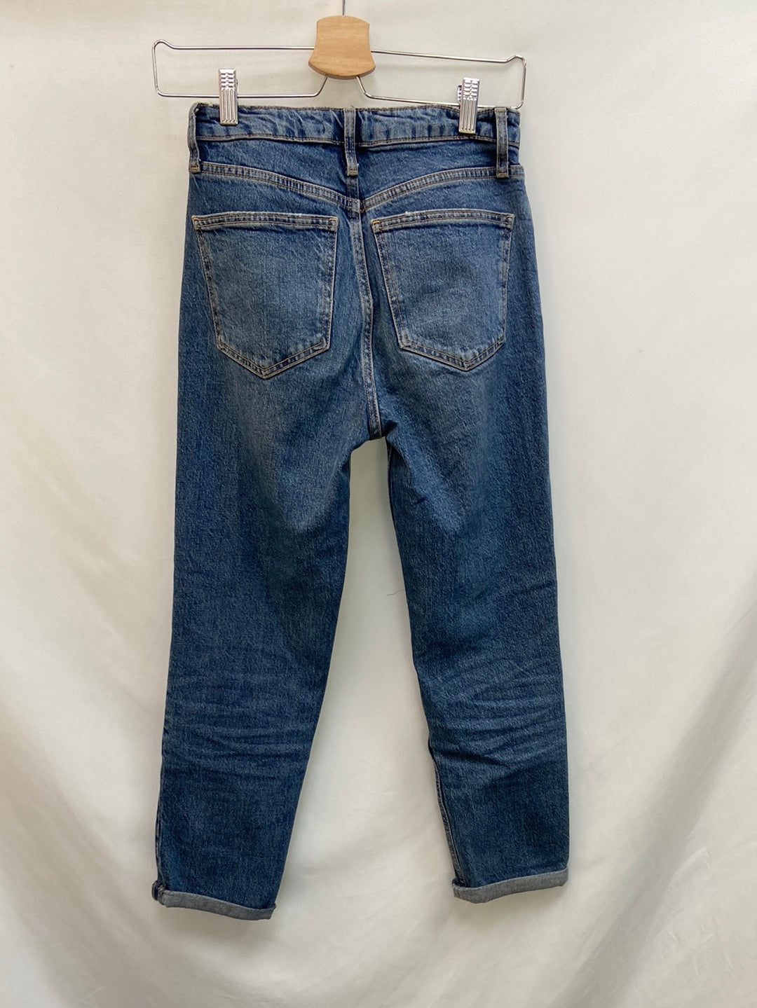 ZARA. Classic straight jeans size 34