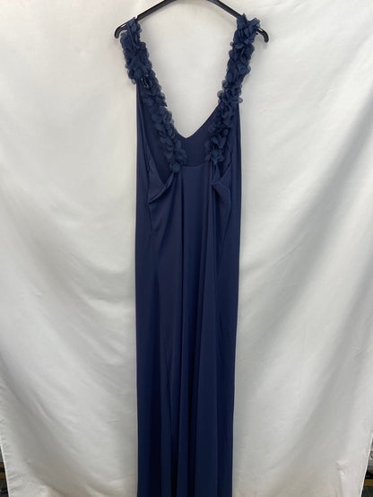 BY CLÉA.Long blue petal dress (36,38)