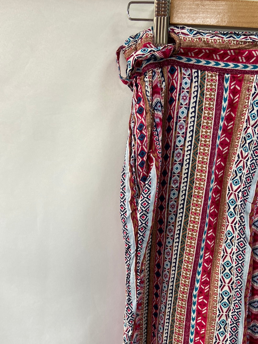 OYSHO.Pantalones estilo hippie lazadas T.M