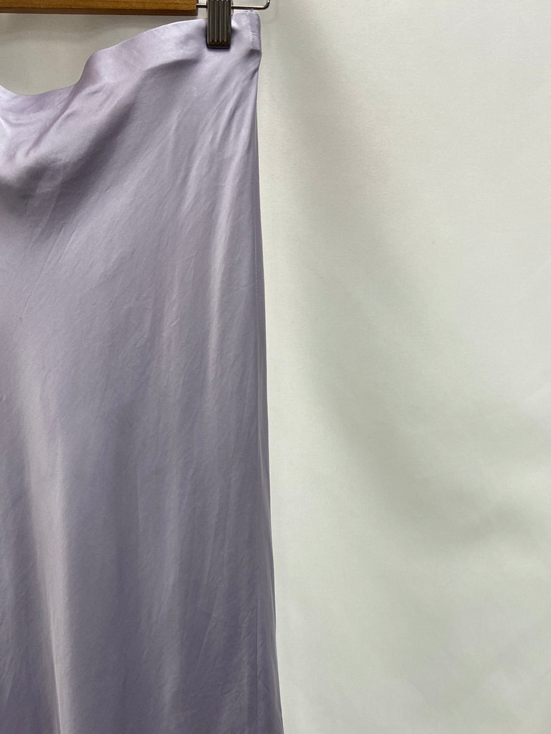 PARFOIS.Lilac satin skirt Ts/m