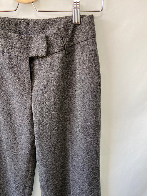OTRAS.Pantalones pinza grises T.36