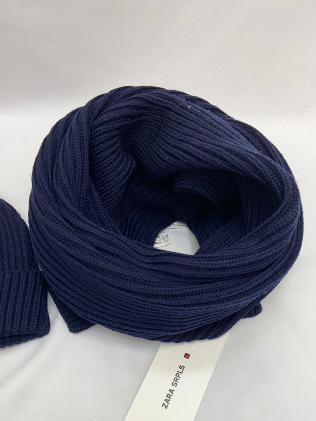 ZARA.Conjunto gorro y bufanda punto azul