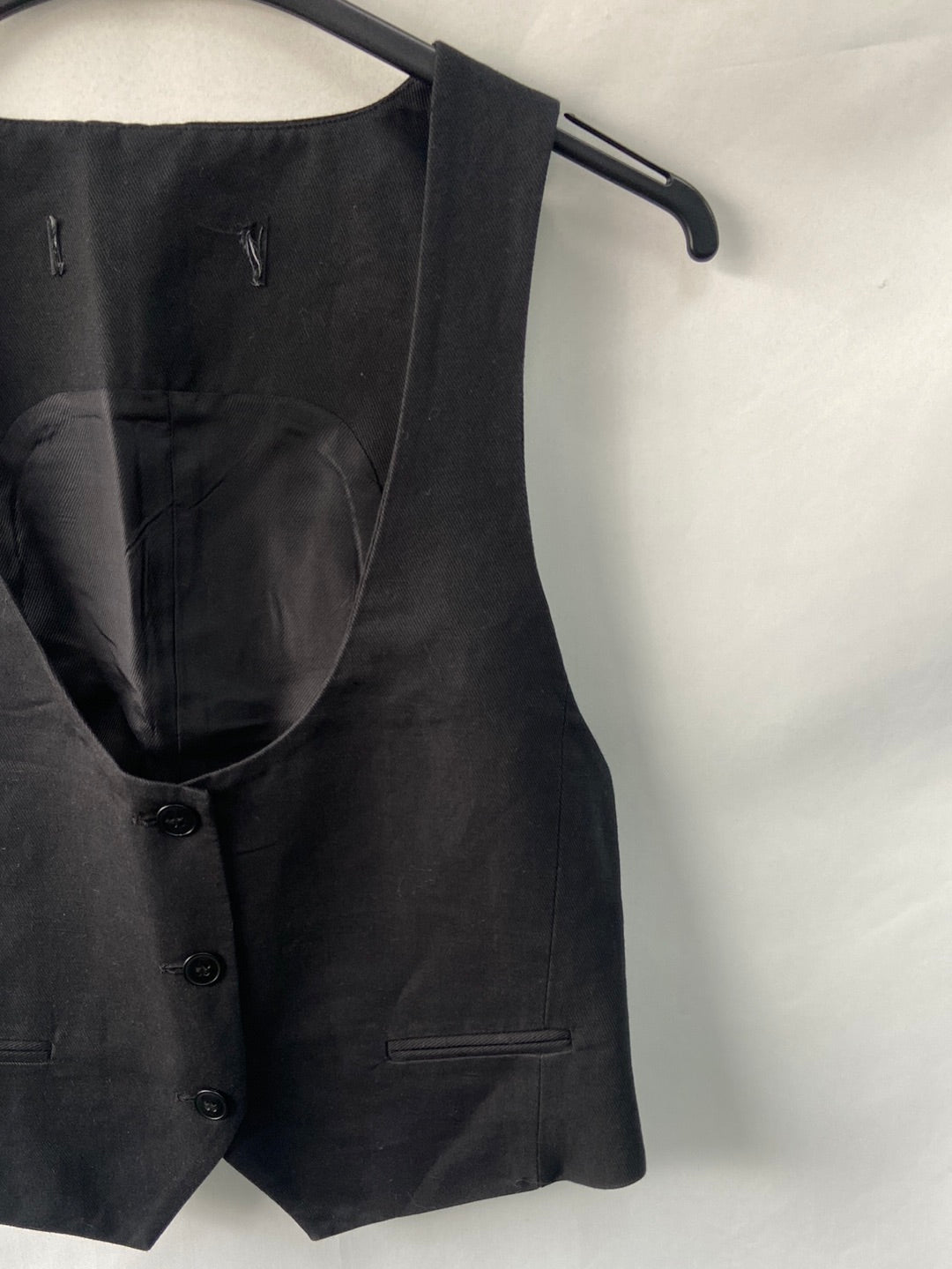 OTRAS.Chaleco negro T.s