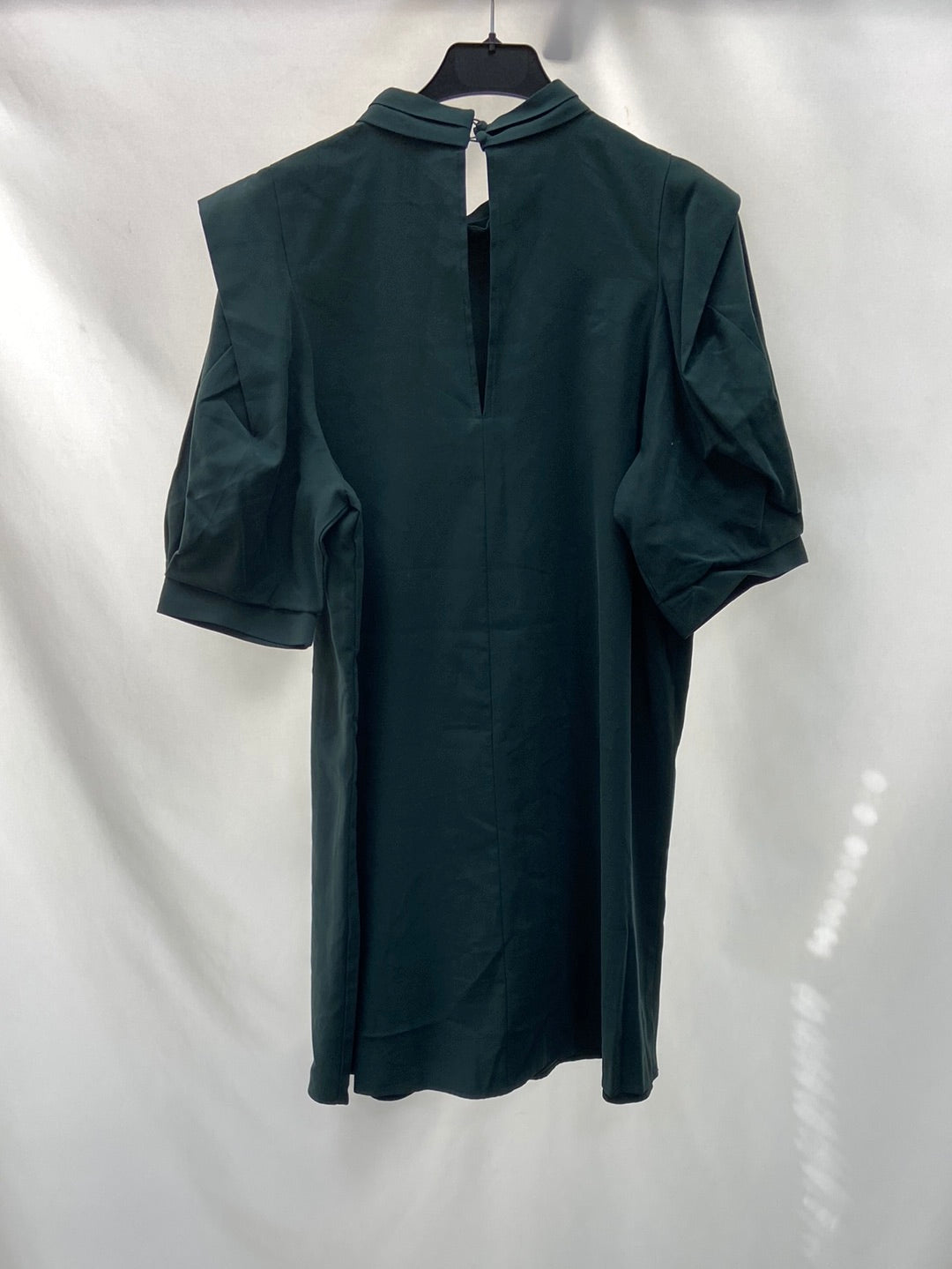 ZARA.Vestido corto verde T.L