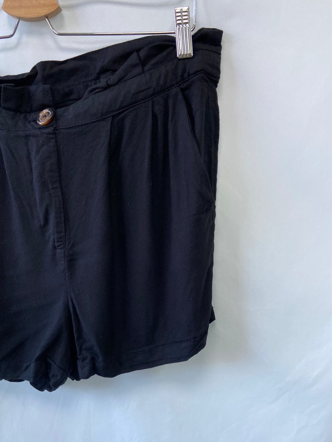 PIMKIE.Shorts fluidos negros T.S (s/m)