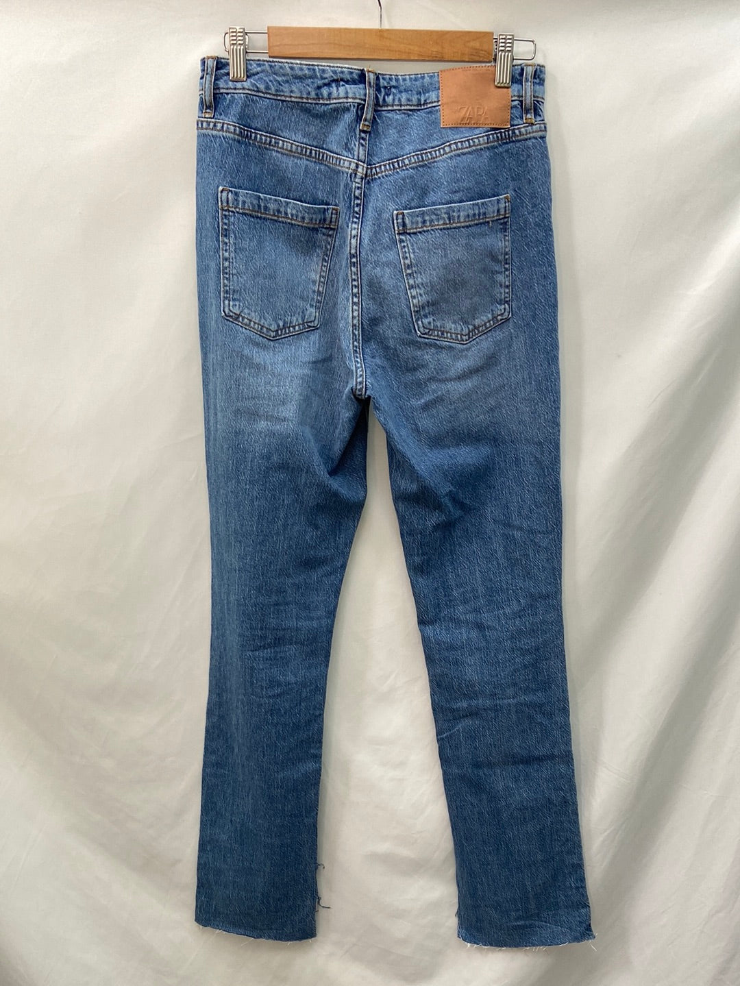 ZARA.Straight leg jeans size 38