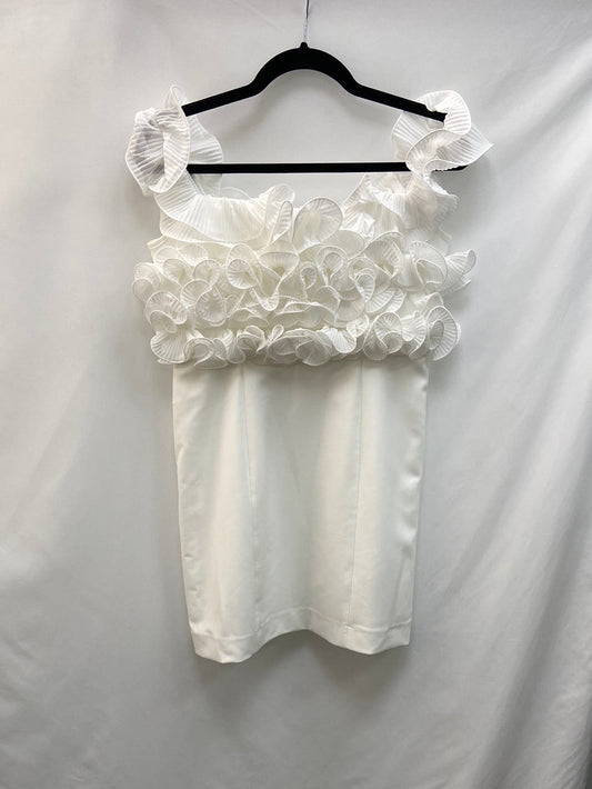 ZARA. Short dress with ruffled neckline TL