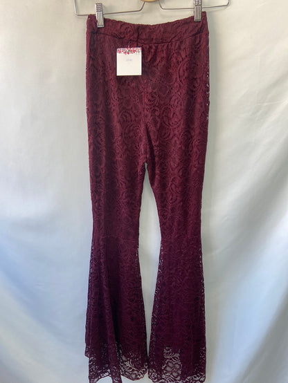 GLORIA. Burgundy lace trousers TS-M