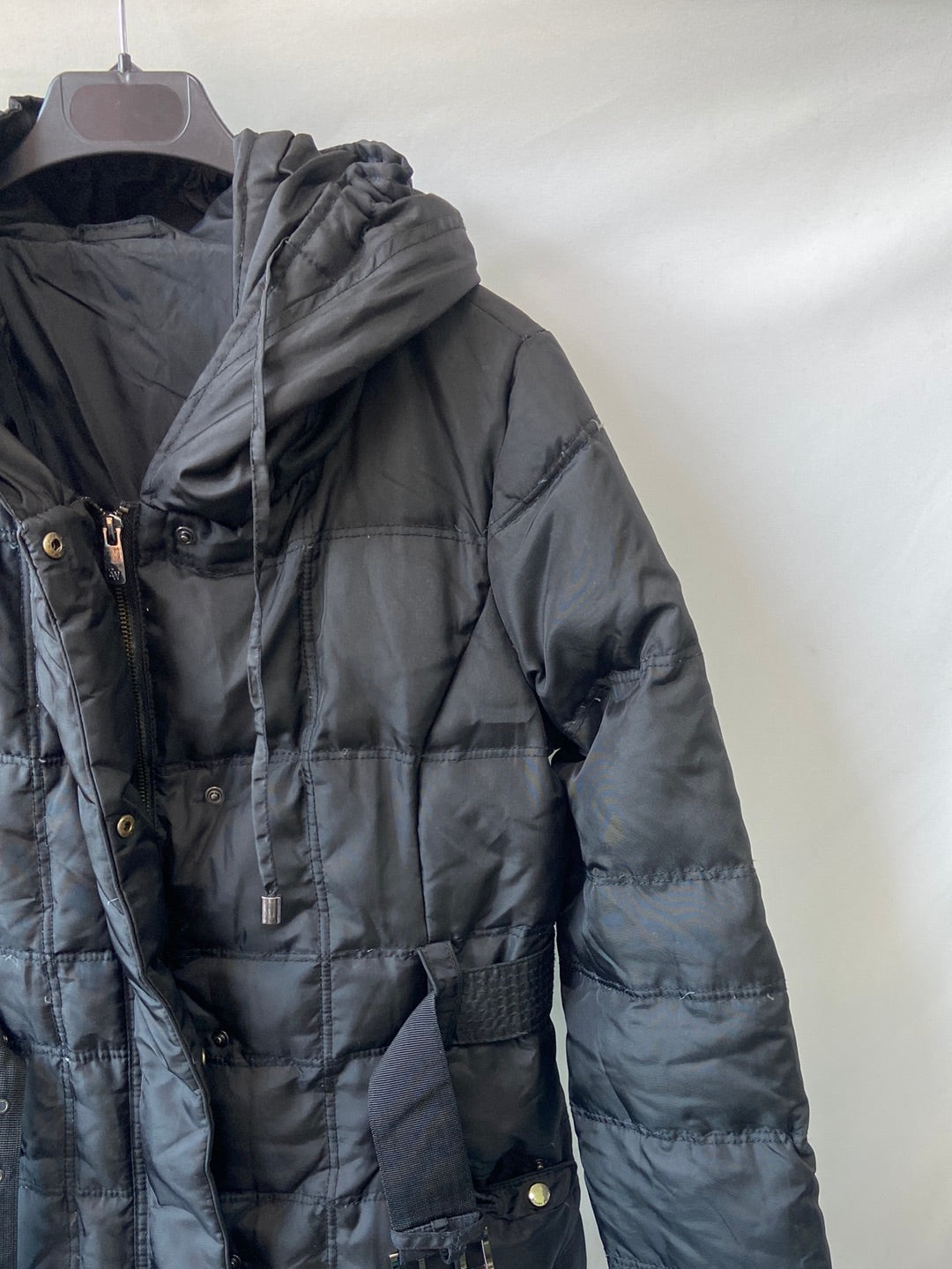 ZARA.Abrigo plumas negro T.M