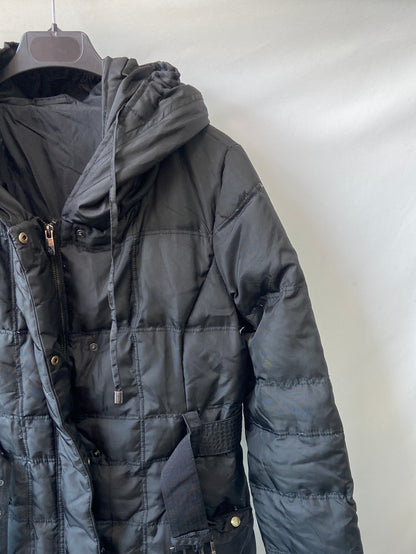 ZARA.Abrigo plumas negro T.M