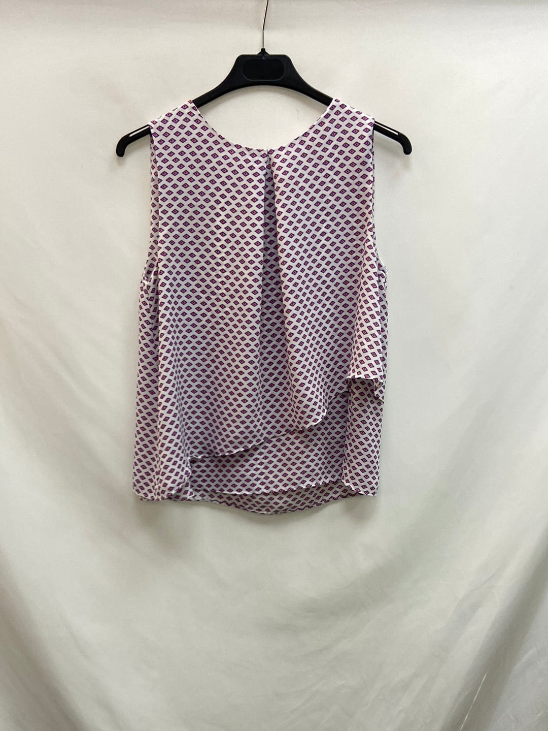 MANGO.Blusa sin mangas estampada T.XS