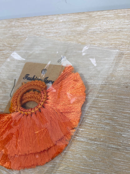 OTRAS.Pendientes abanicos naranjas