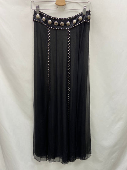 POPCORN. Falda larga negra tachuelas T.u(34/36)