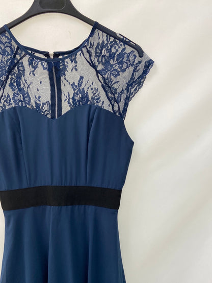 MarketOTRAS.Vestido azul encaje T.S