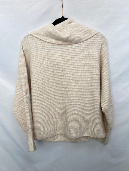 PRIMARK.Beige polero sweater TL