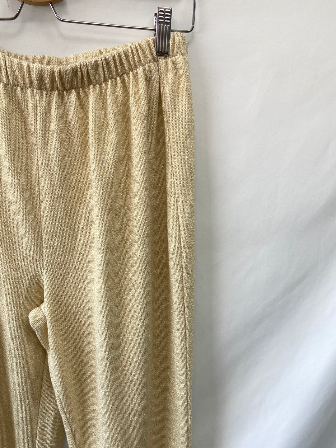 VALENTINA.Golden wide-legged trousers TS