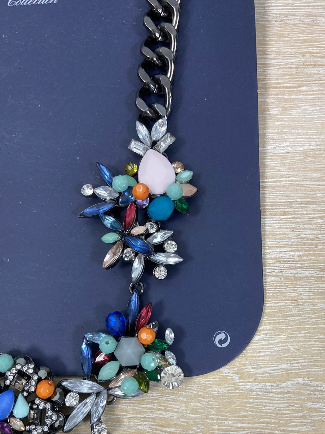 ZARA.Collar maxi piedras