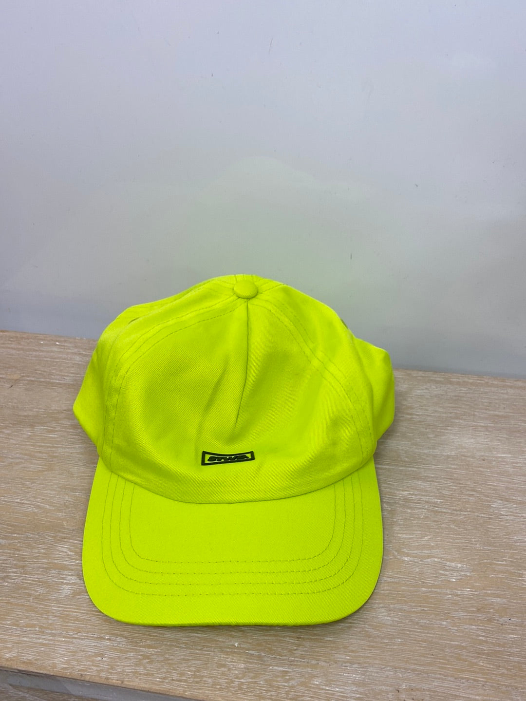 STWD.Gorra fosforita