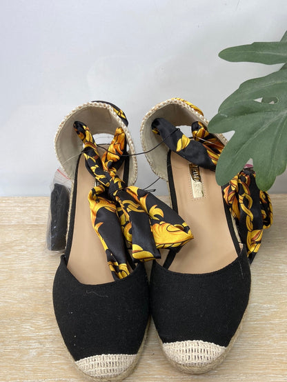 PRIMARK.Cuñas negras lazada T.40