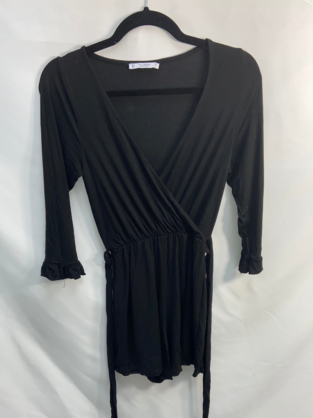 PULL&BEAR.Mono corto negros T.XS