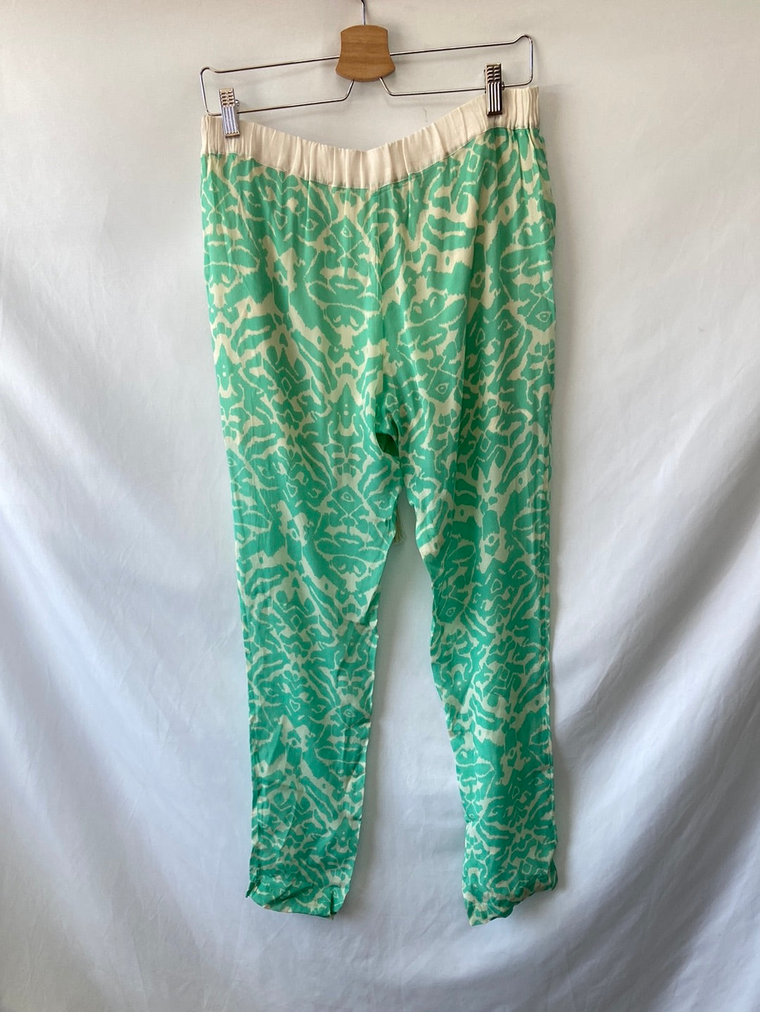 STELLA FOREST. Green flowy trousers size 36