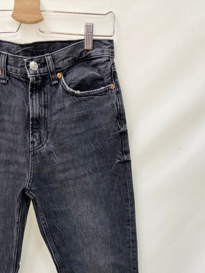ZARA.Vaqueros grises efecto lavado T.38