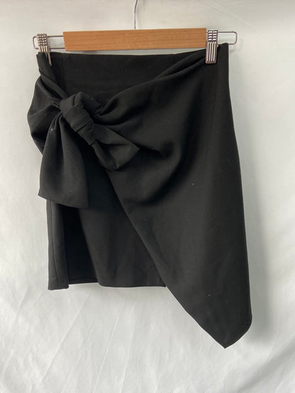 ZARA.Falda negra nudo T.xs