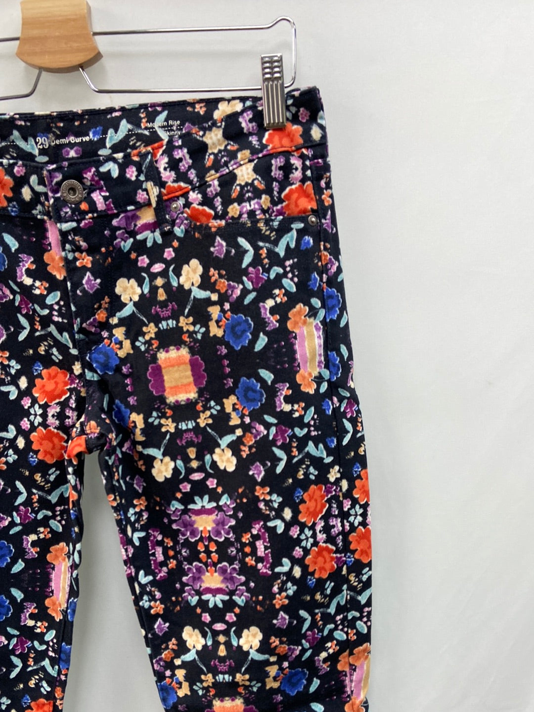 LEVI'S. Printed jeans size 40