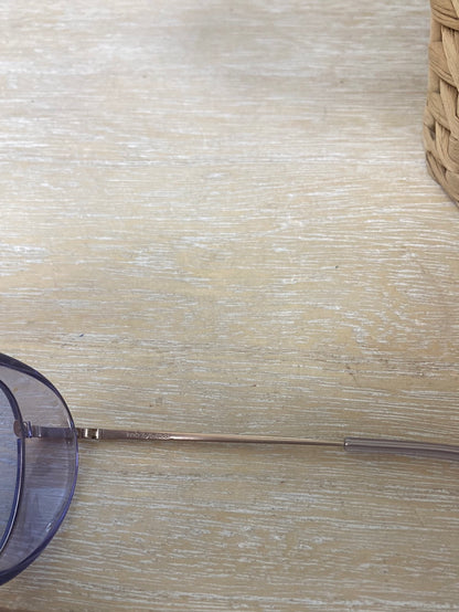 Gafas de sol azules retro