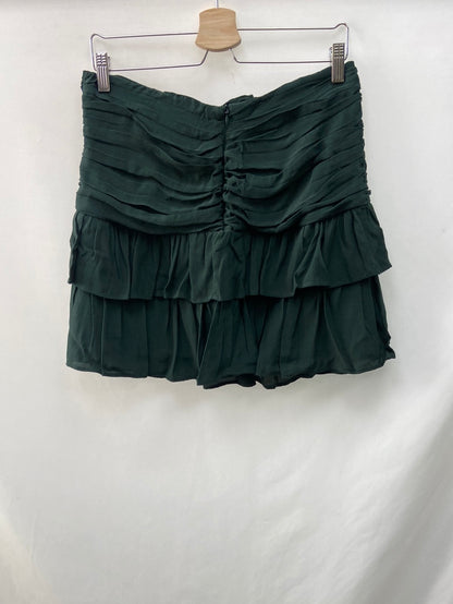 OTHERS. Short green gathered skirt TL