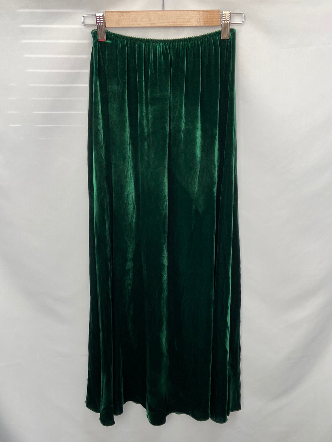 TCN.Falda larga verde terciopelo T.xs