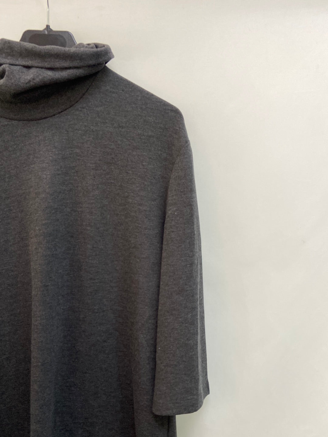 ZARA. Grey sweater-style dress TS