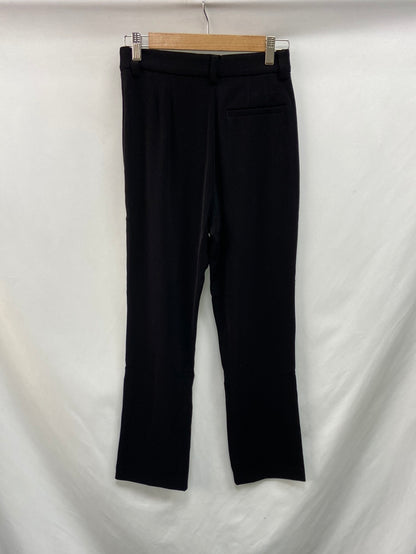 MOMONI.Black pleated trousers S.40 (36)