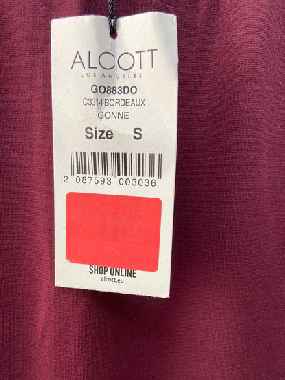 ALCOTT.Falda midi burdeos T.S